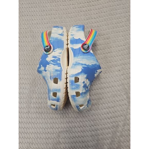 Crocs Shoes Child Size 13 Cloud Print Slip On Casual Outdoor - Picture 5 of 9